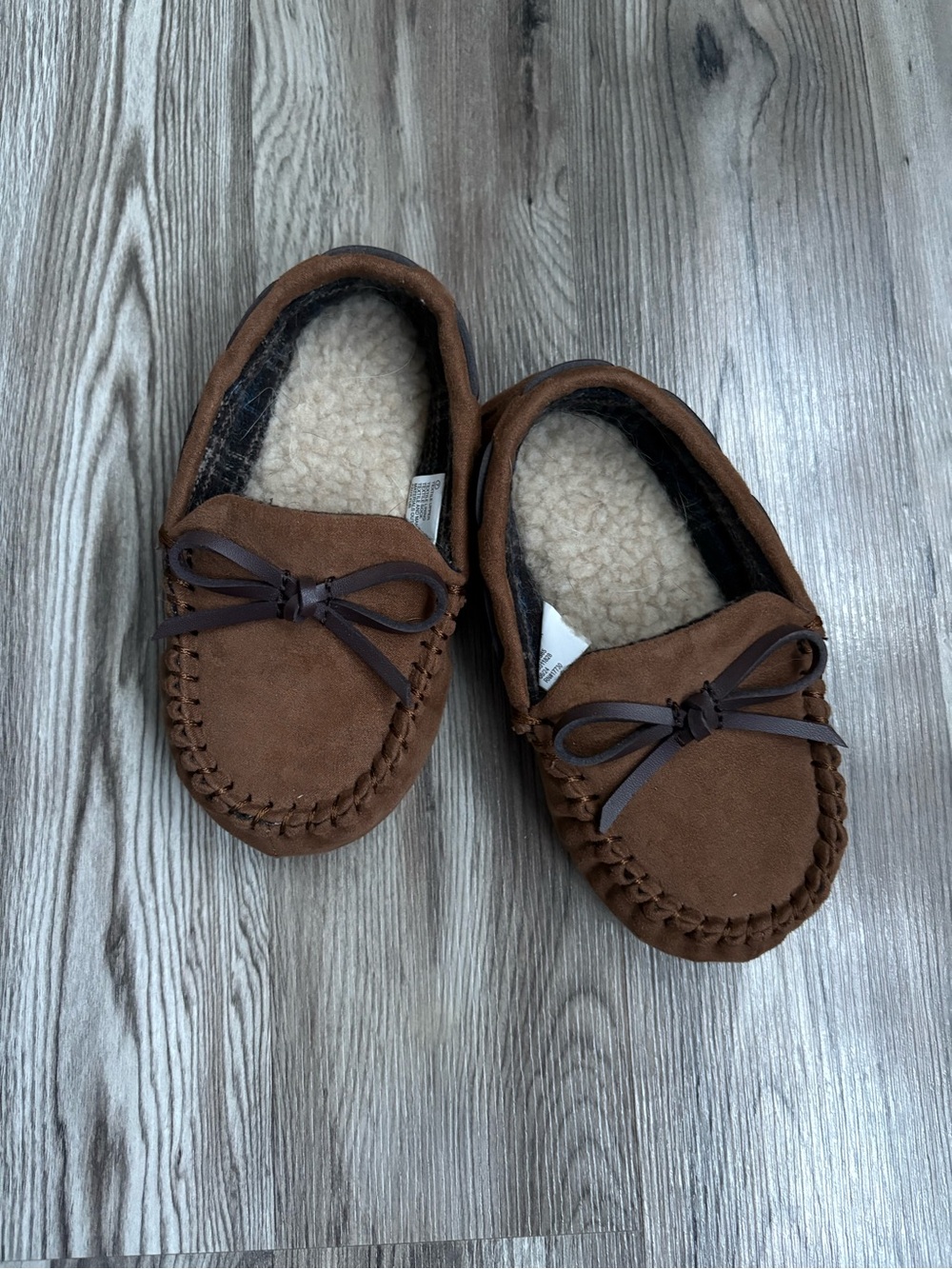 NWOT Cat & Jack toddler Brown Suede Moccasin Slippers